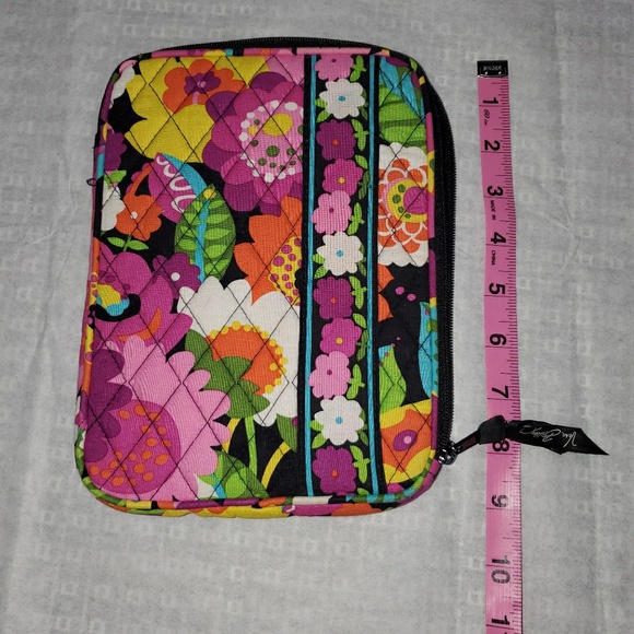 Vera Bradley e-reader cover, new - Picture 2 of 4